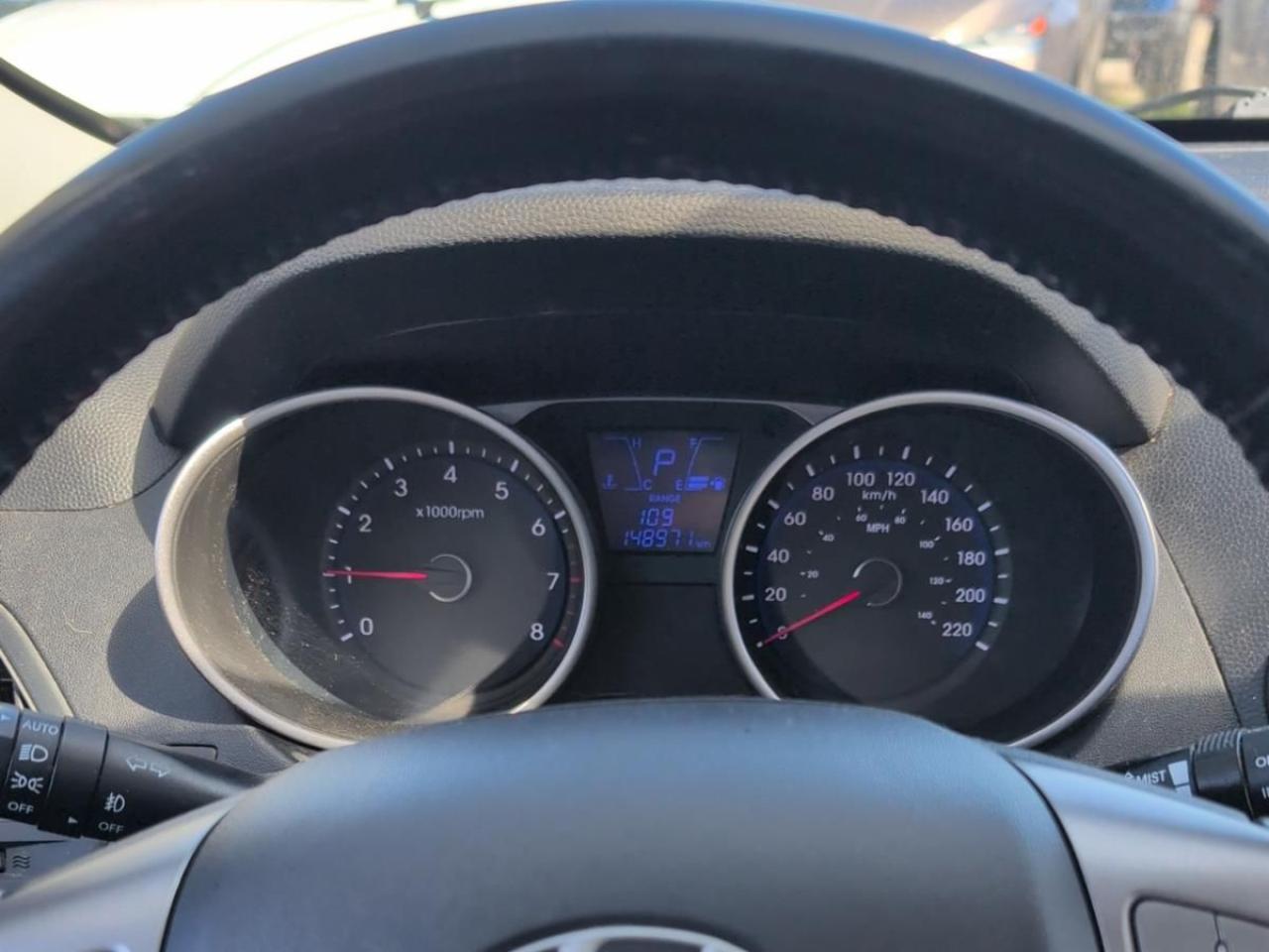 2014 Hyundai Tucson GLS | AWD | Leather | Pano Roof | Alloys | Tinted Photo19