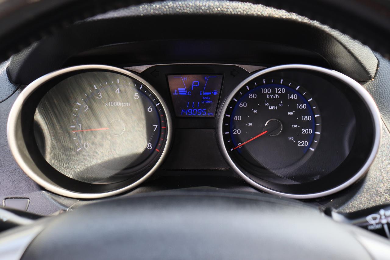 2014 Hyundai Tucson GLS | AWD | Leather | Pano Roof | Alloys | Tinted Photo57