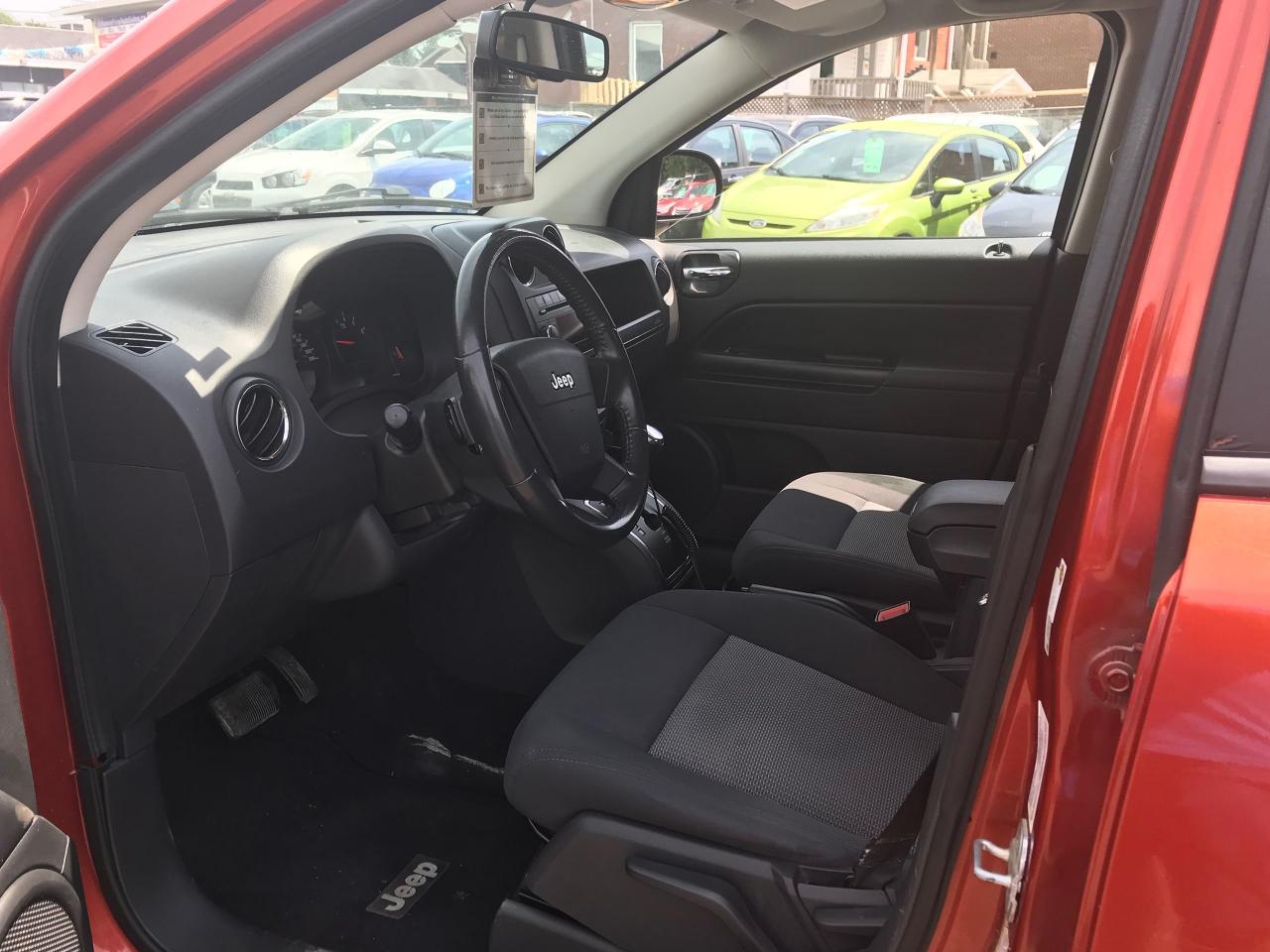 2010 Jeep Compass North Edition - Photo #3