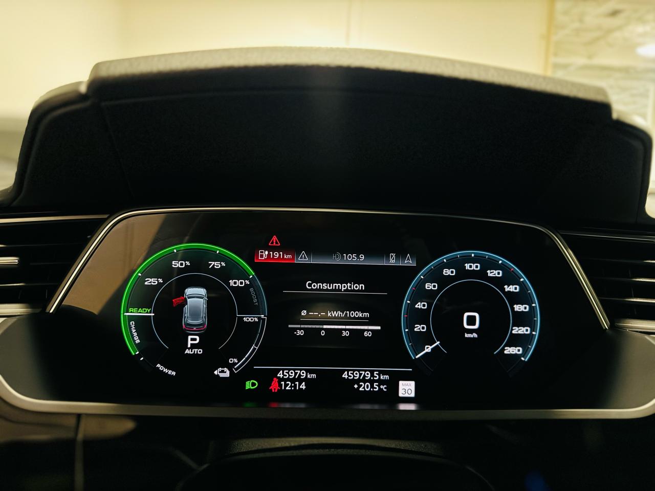 2019 Audi E-Tron Prestige quattro - Photo #12