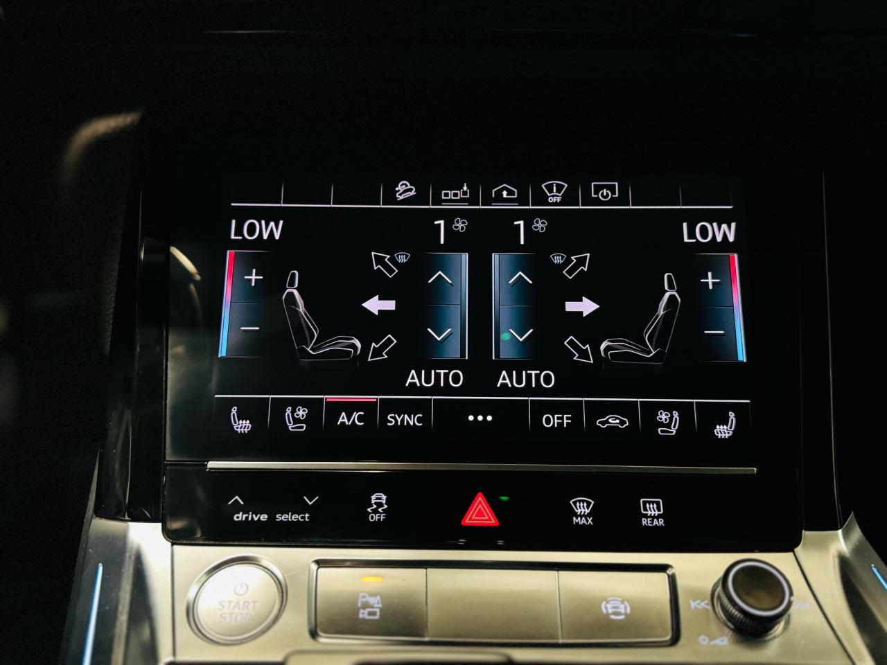 2019 Audi E-Tron Prestige quattro - Photo #16