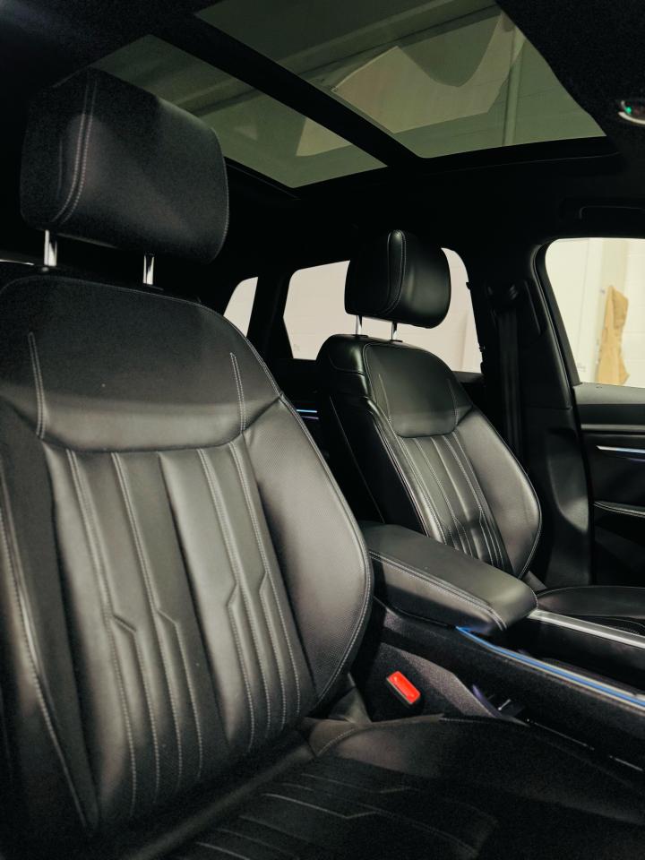 2019 Audi E-Tron Prestige quattro - Photo #26