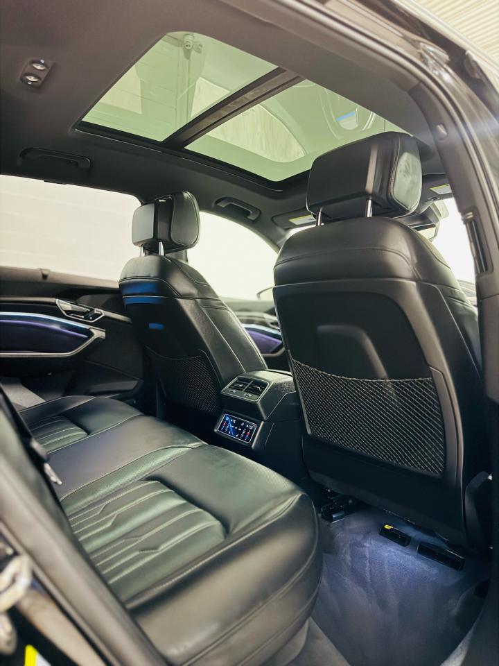 2019 Audi E-Tron Prestige quattro - Photo #22
