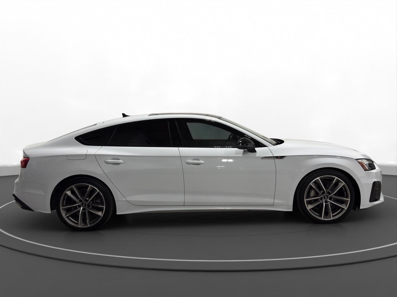 2021 Audi A5 Progressiv | S LINE - Photo #4