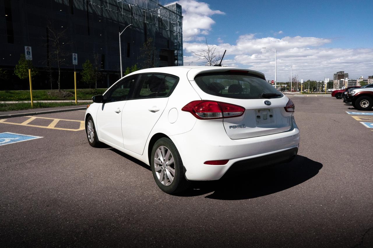2016 Kia Forte5 LX+ - Photo #6