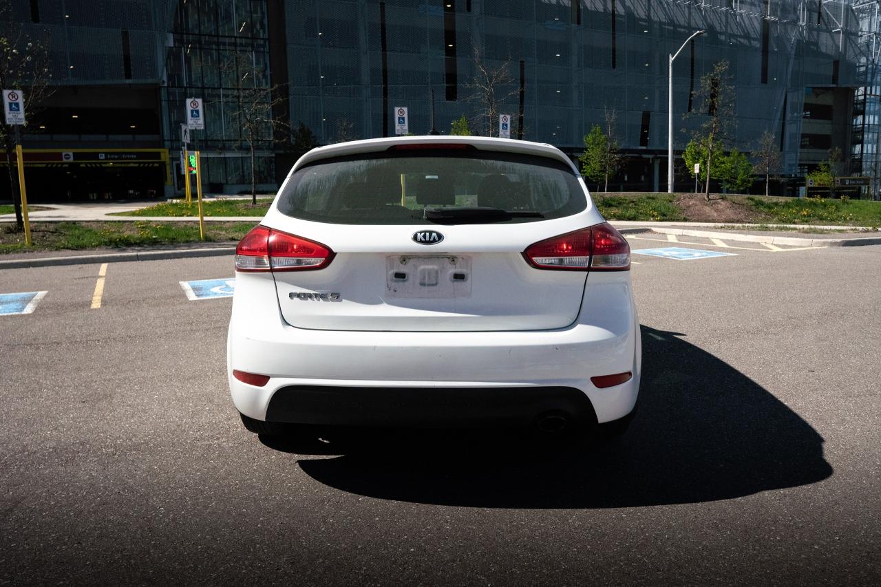 2016 Kia Forte5 LX+ - Photo #5