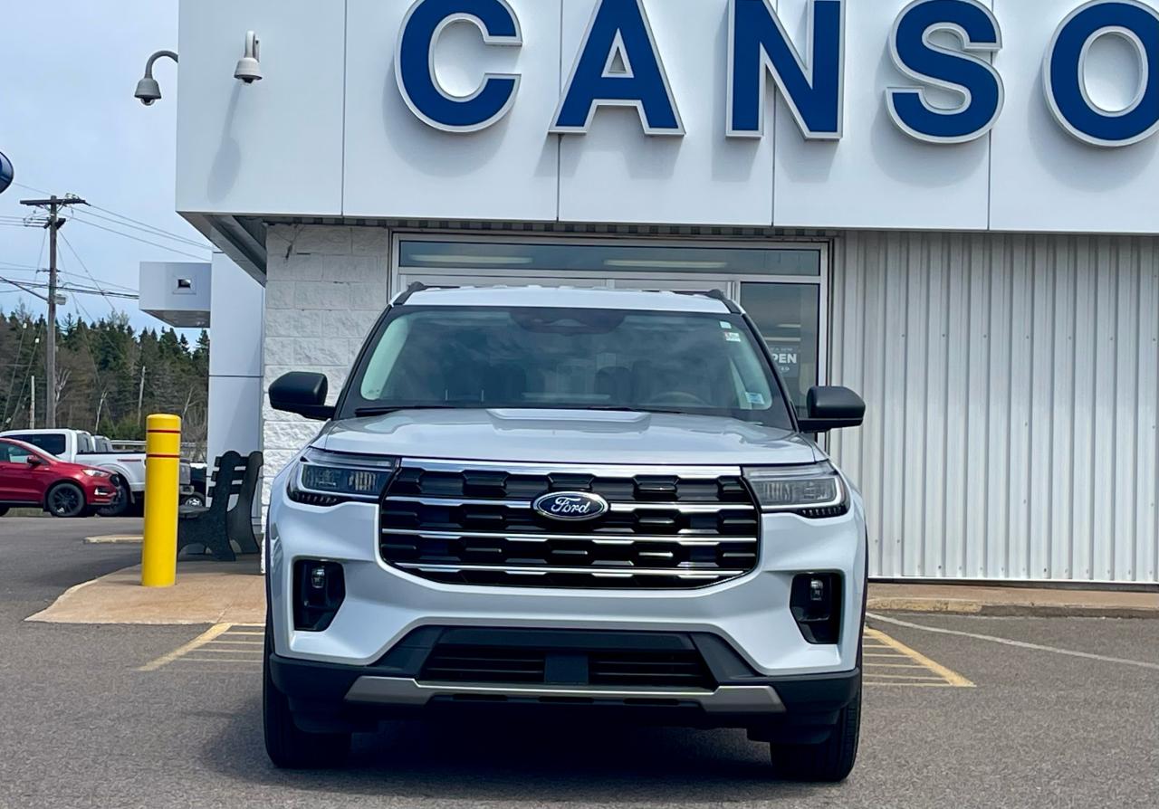 2025 Ford Explorer ACTIVE 4WD Photo1