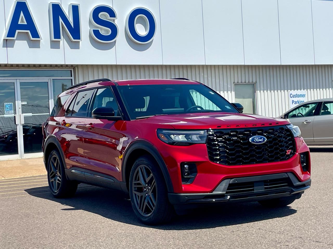 2025 Ford Explorer ST 4WD Photo
