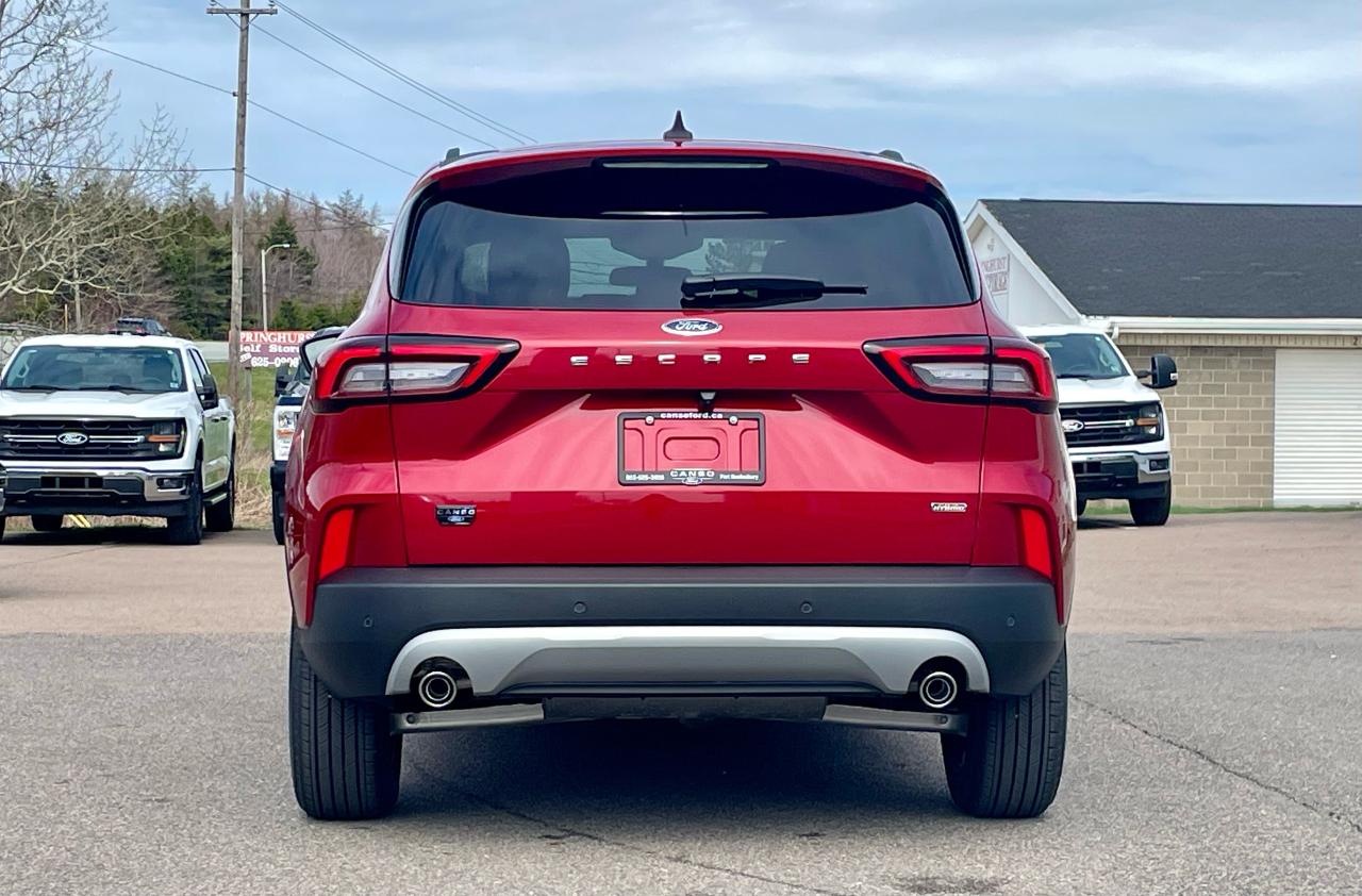 2025 Ford Escape PHEV FWD Photo5