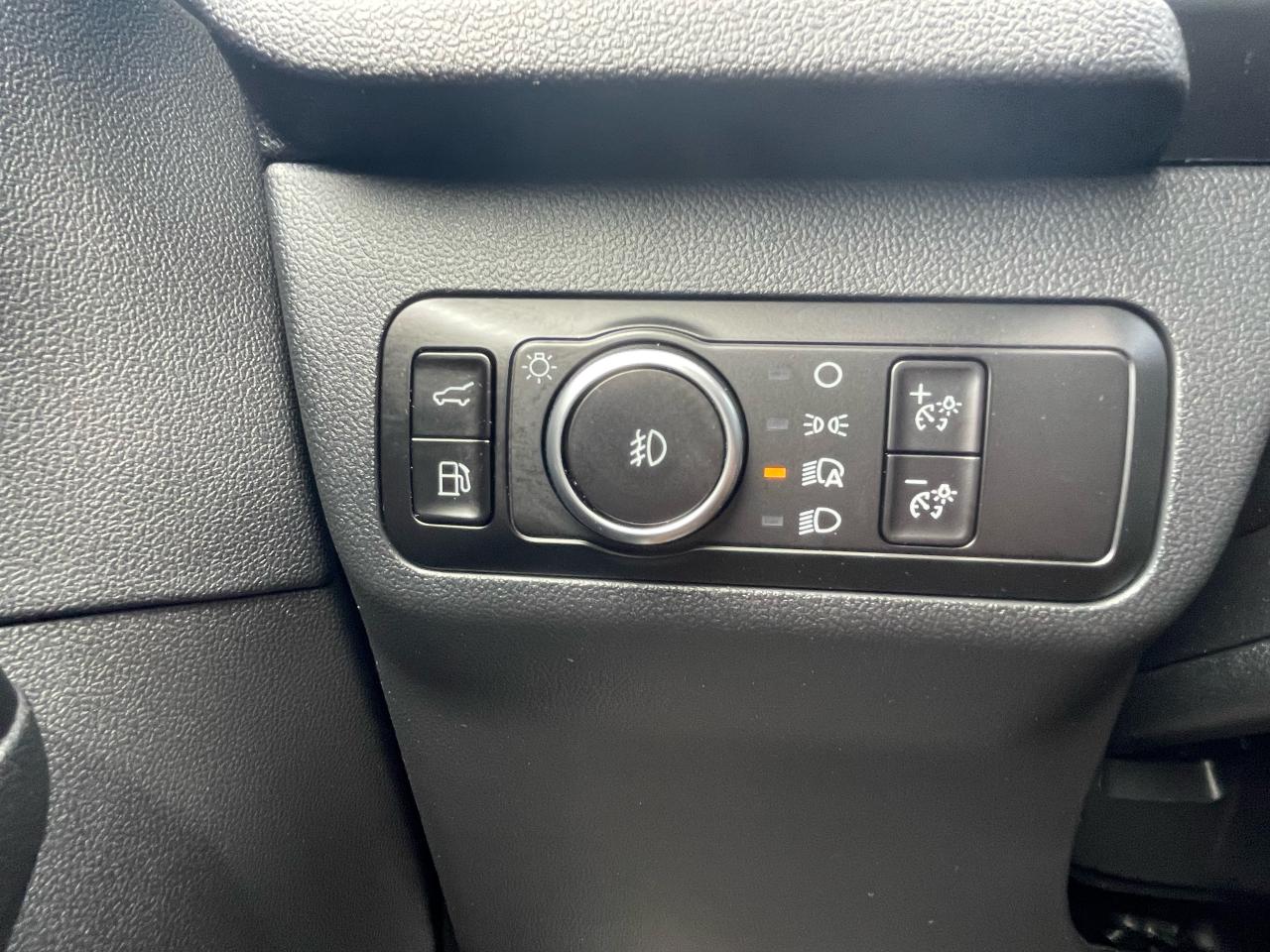 2025 Ford Escape PHEV FWD Photo5