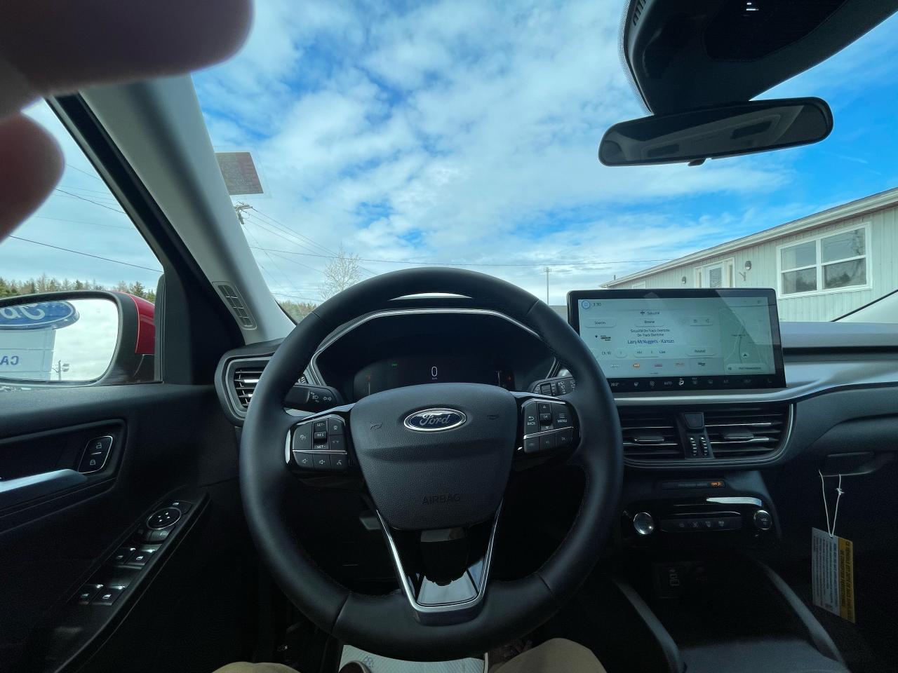 2025 Ford Escape PHEV FWD Photo5