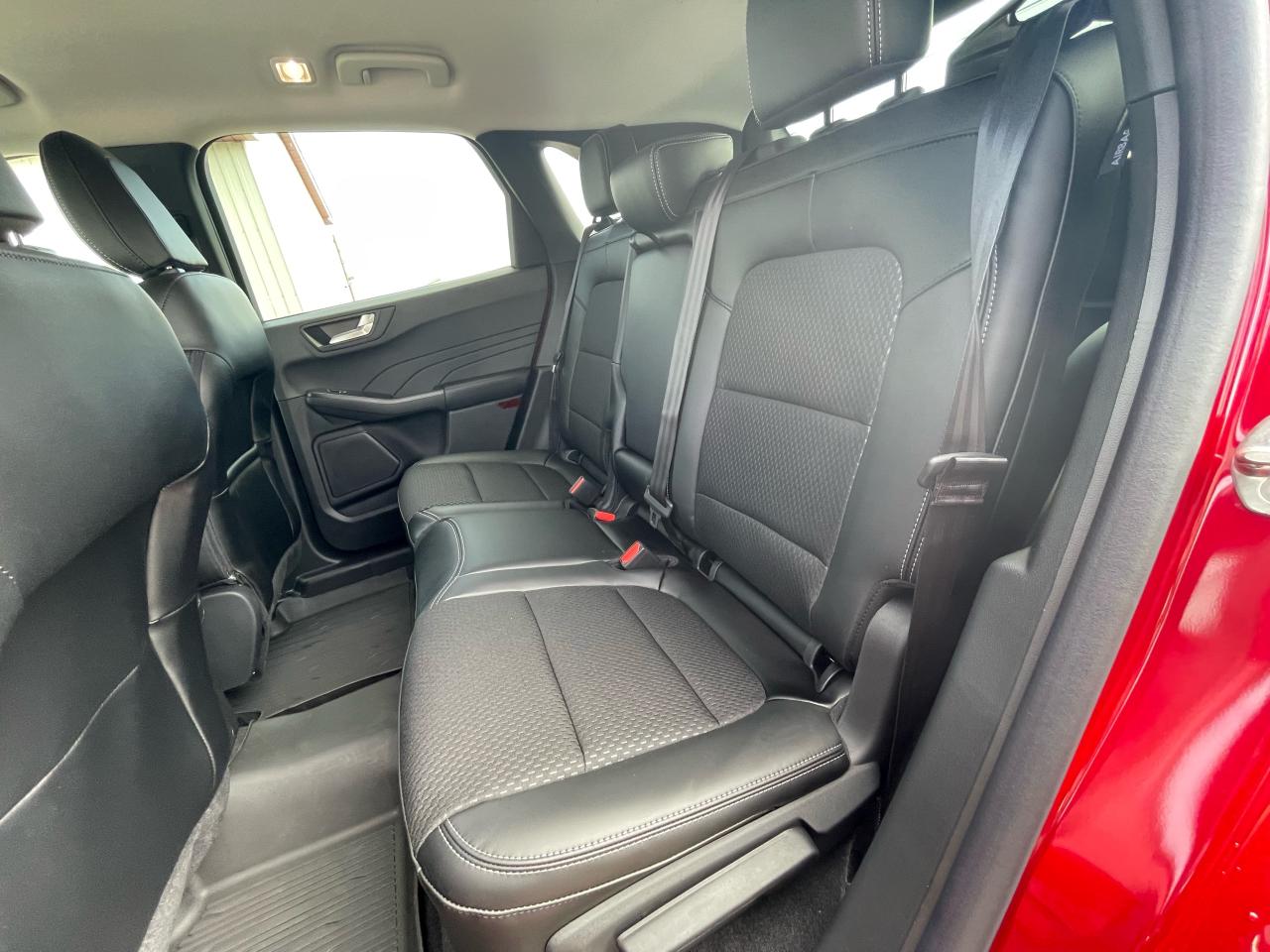 2025 Ford Escape PHEV FWD Photo5