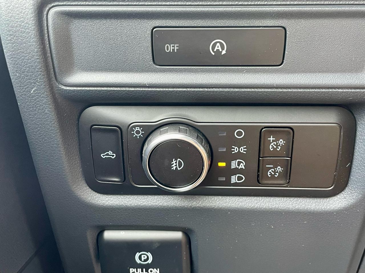 2025 Ford F-150 XLT 4WD SuperCrew 5.5' Box Photo5