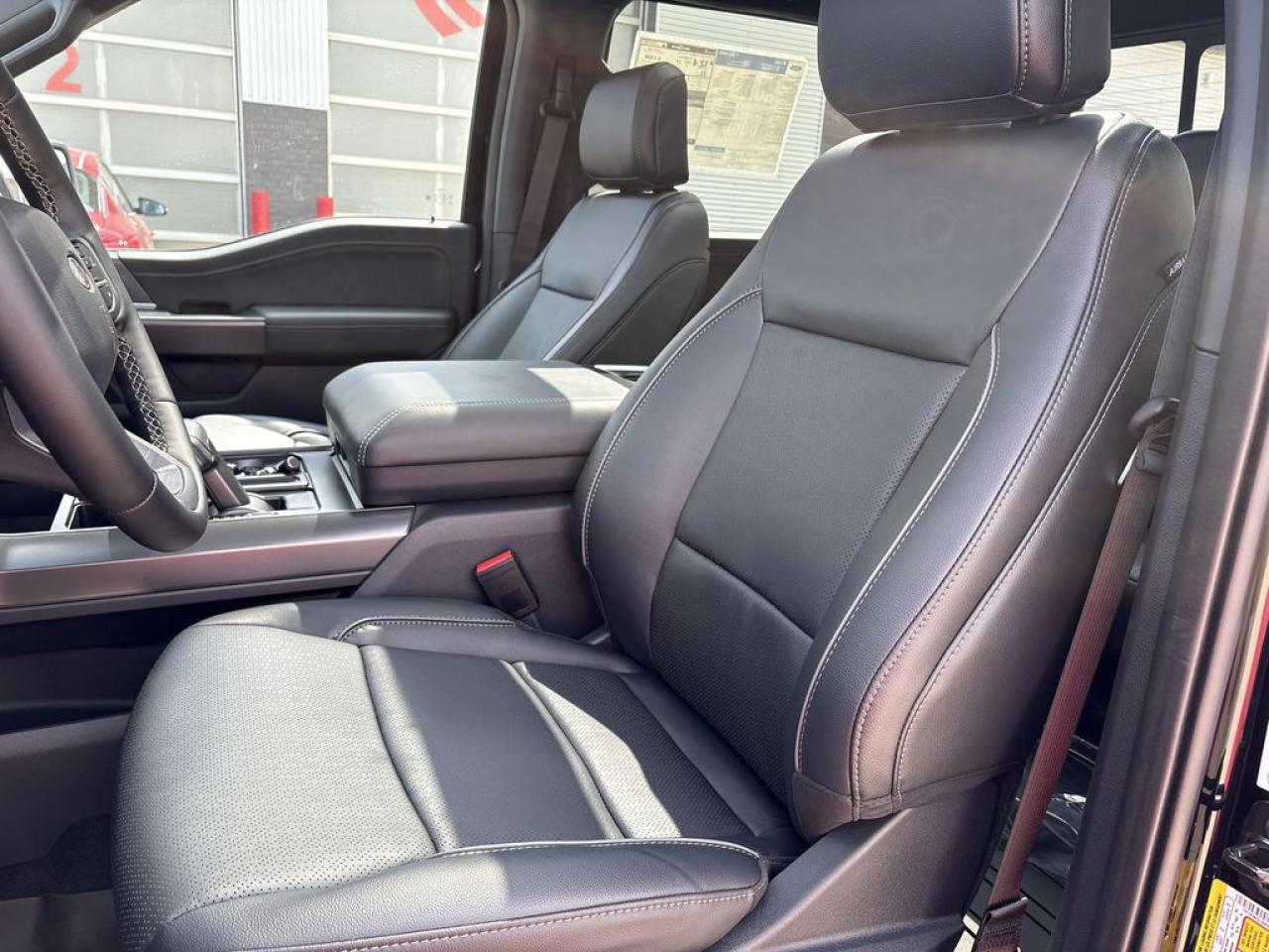 2025 Ford F-150 LARIAT 5.5' Box 501A Photo5