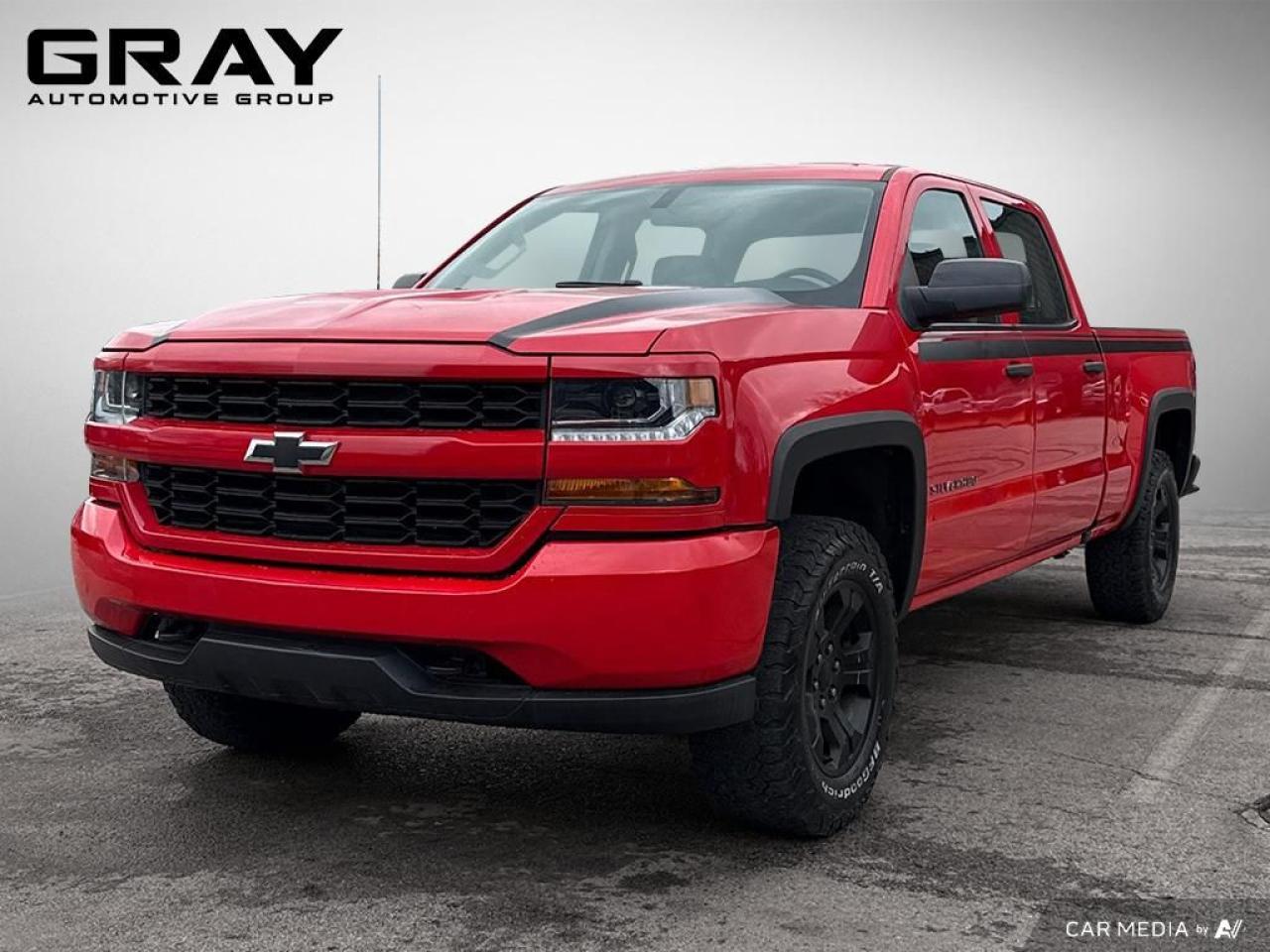 Used 2017 Chevrolet Silverado 1500 Crew/6.6 Box/4x4 for sale in Burlington, ON