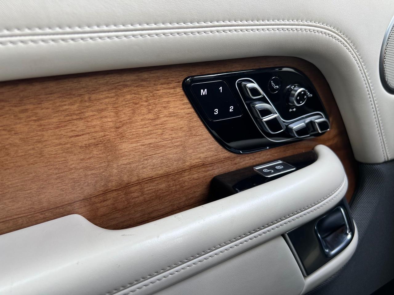 2018 Land Rover Range Rover Autobiography - Photo #10