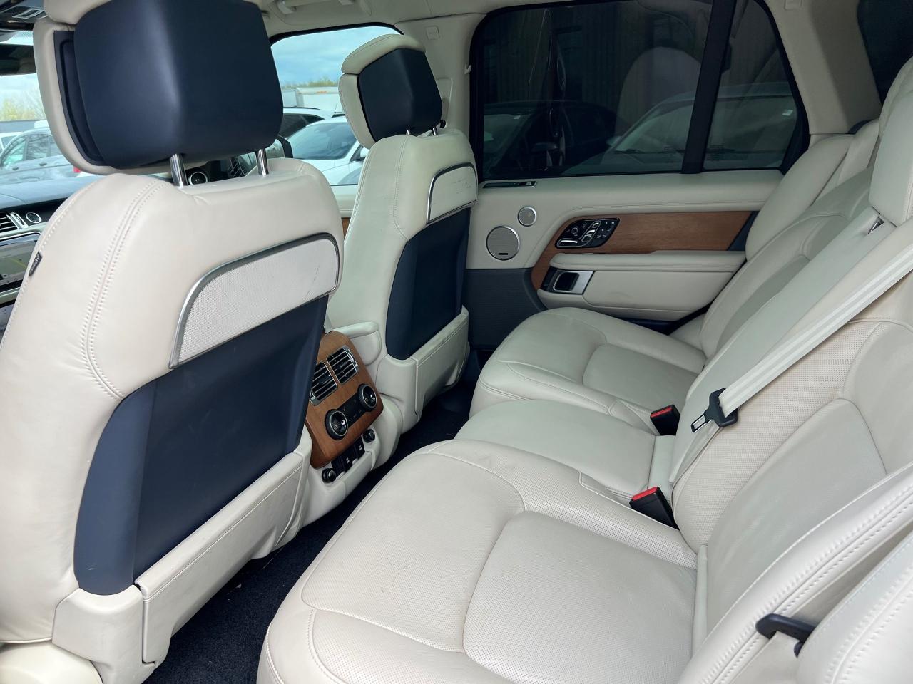 2018 Land Rover Range Rover Autobiography - Photo #23