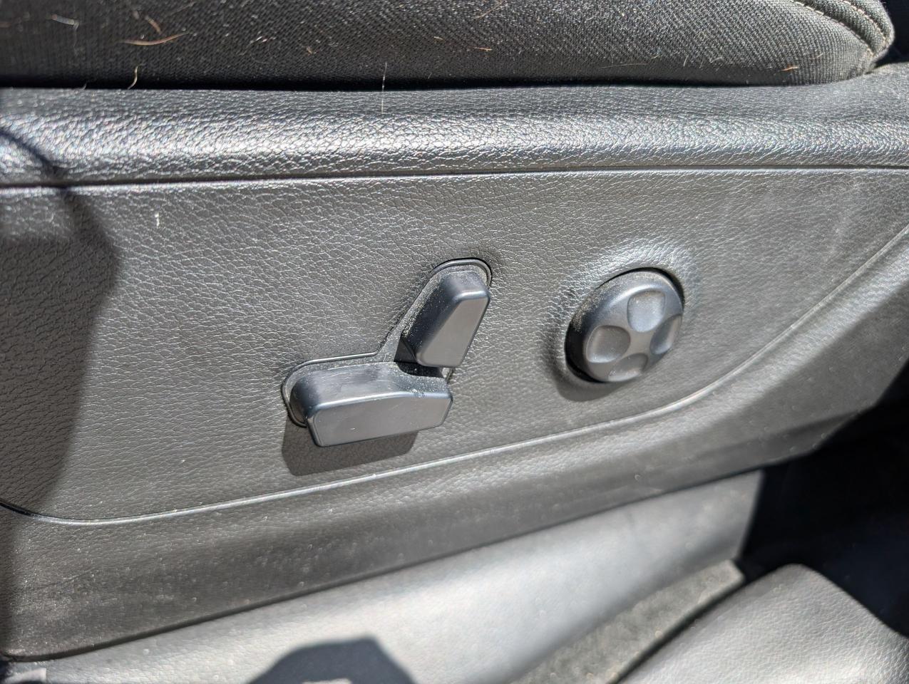2020 RAM 1500 Big Horn | Tow PKG | Tonneau Cover | - Photo #11