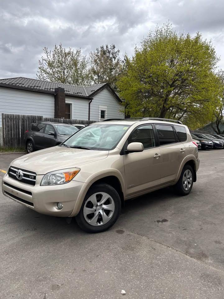 2007 Toyota RAV4 LIMITED  - Photo #2