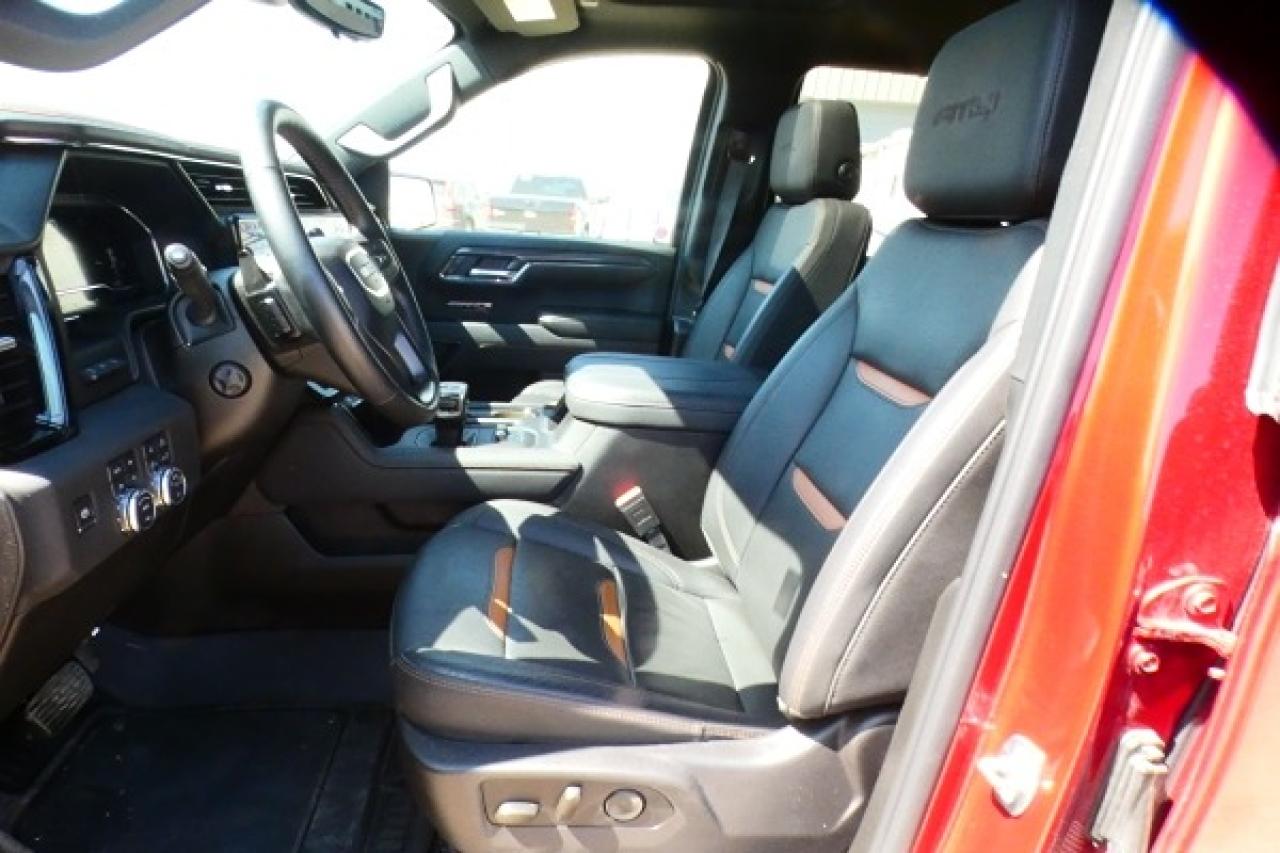 2024 GMC Sierra 1500 AT4 DURA DSL w/H&C L, S/R, NAV, RVM+BUC, HUD - Photo #10
