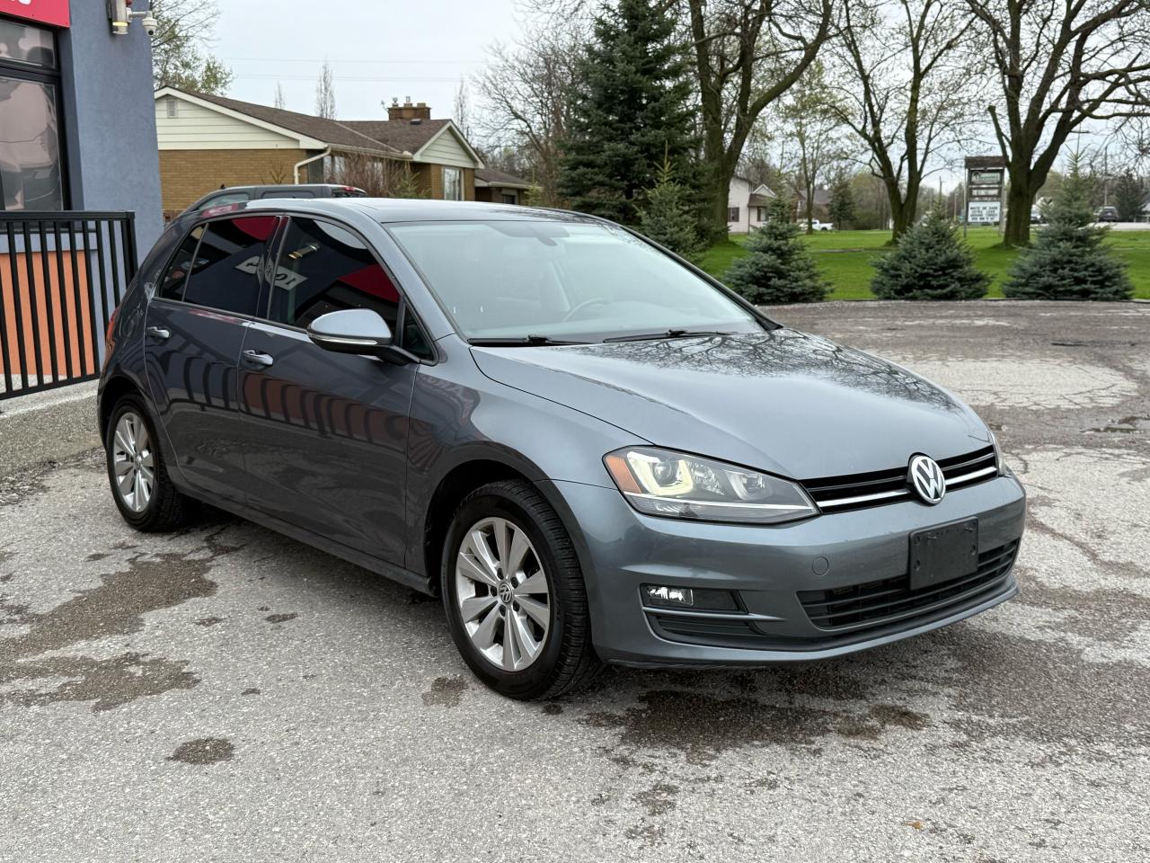 2016 Volkswagen Golf Highline | Navigation | Backup Camera | Sunroof - Photo #7