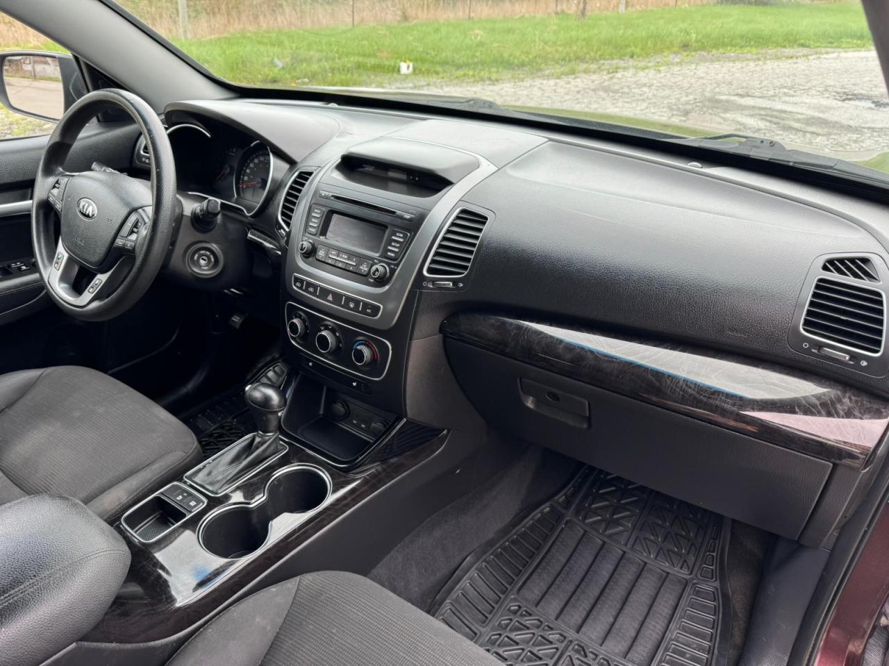 2015 Kia Sorento LX | SERVICE RECORDS | HTD SEATS | BLUETOOTH | Photo8