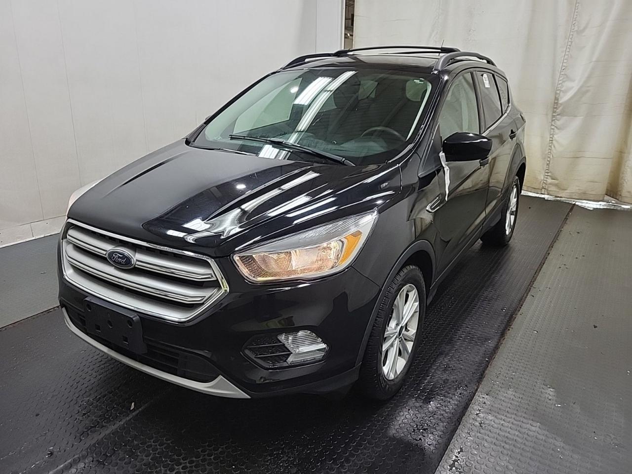 Used 2018 Ford Escape SE / Reverse Cam / Dual Climate / Pwr Seat for sale in Mississauga, ON