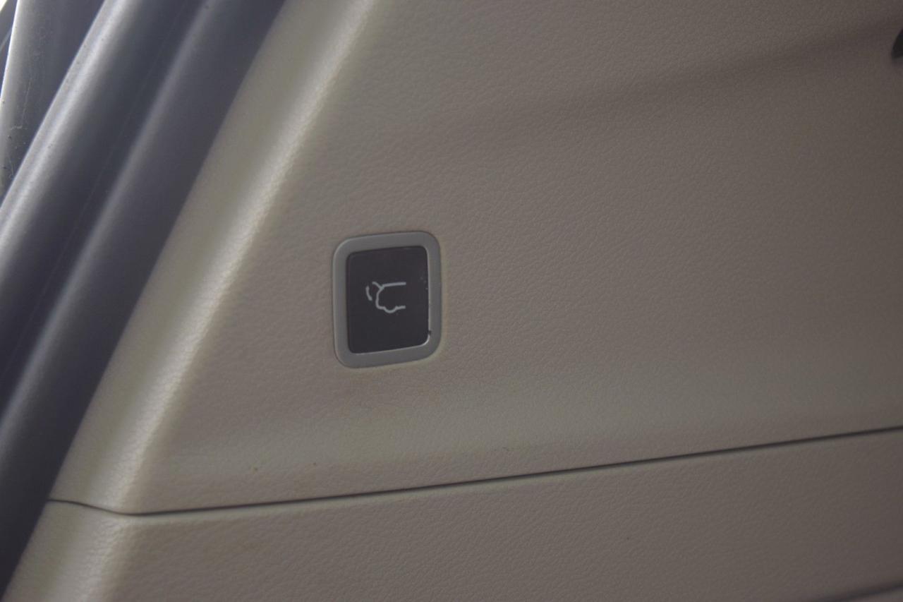 2022 Dodge Grand Caravan SXT - Photo #7