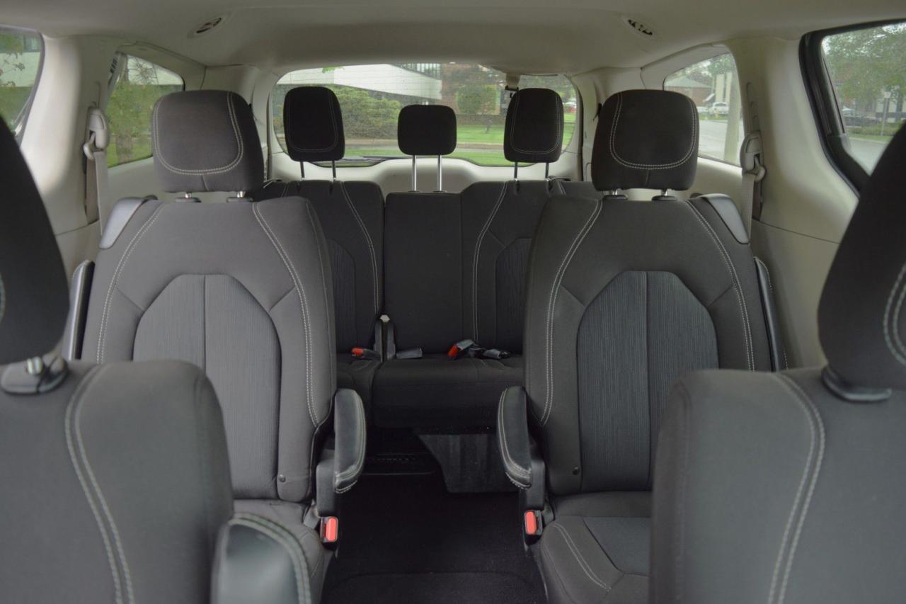 2022 Dodge Grand Caravan SXT - Photo #19