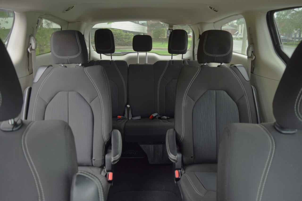 2022 Dodge Grand Caravan SXT - Photo #19