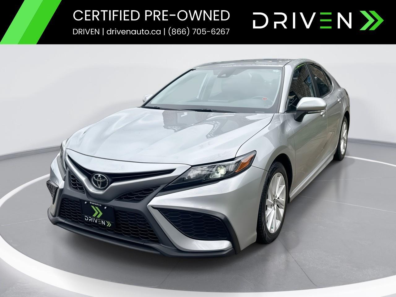 Used 2022 Toyota Camry SE Auto for sale in Newmarket, ON