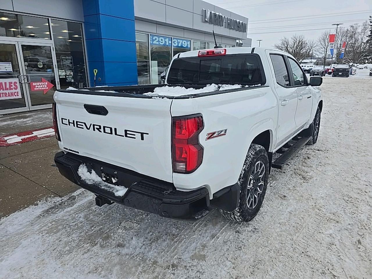 2025 Chevrolet Colorado Z71 Photo2