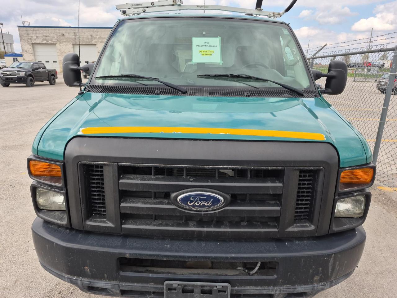 2011 Ford E-250 Econoline - Photo #2