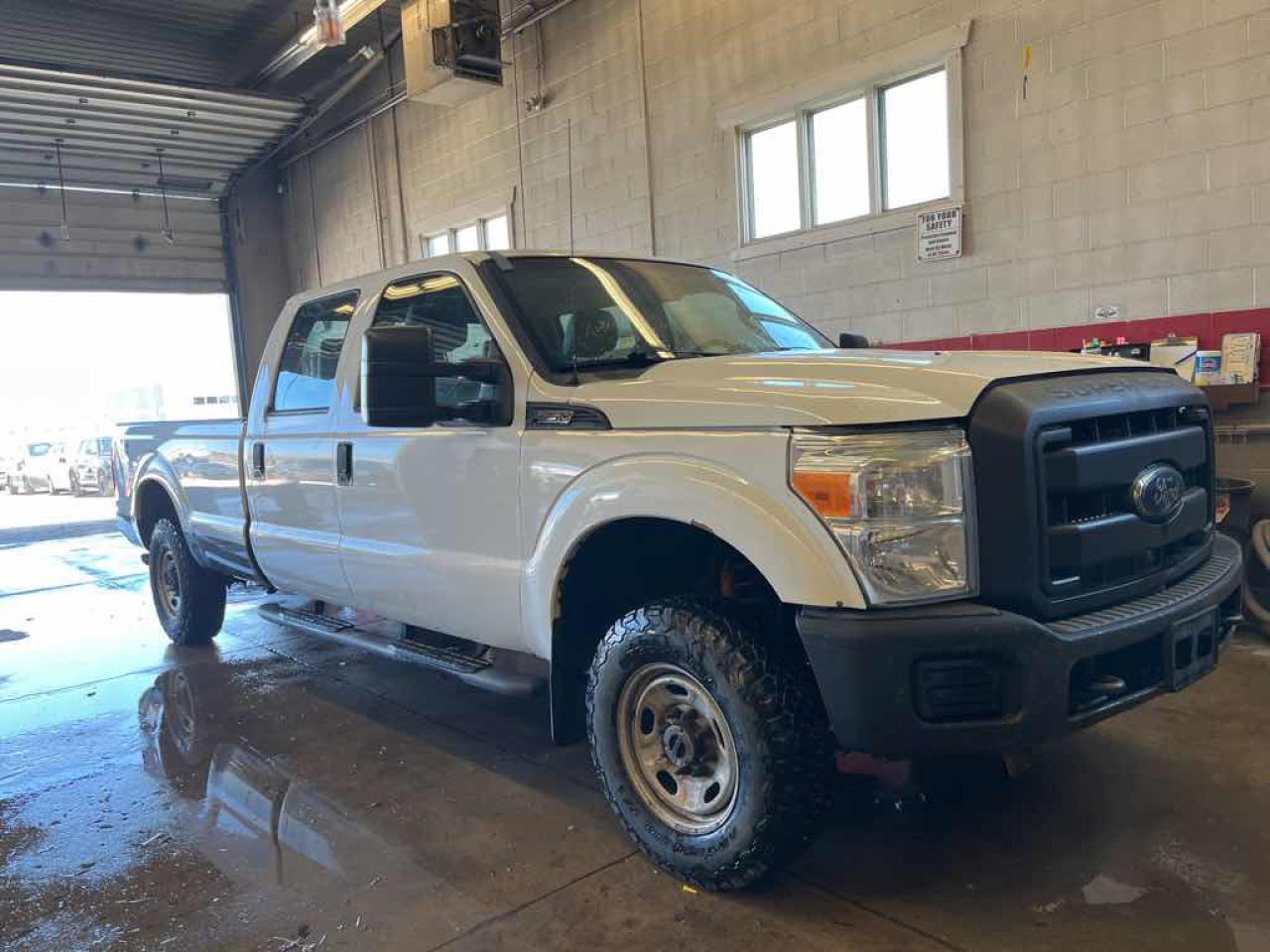 2015 Ford F-250 Super Duty - Photo #3