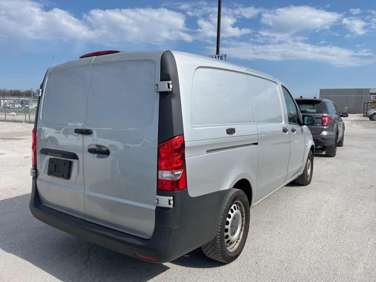 2016 Mercedes-Benz Metris  - Photo #4