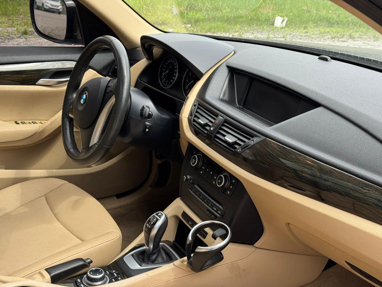 2012 BMW X1 XDRIVE28I | NAV | LEATHER | PANO | HTD STEERING | Photo24