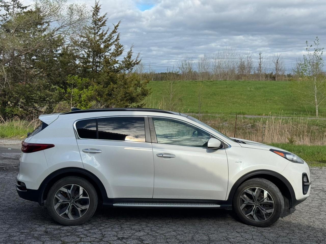 2020 Kia Sportage EX AWD | CLEAN CARFAX | ONE OWNER | PANO | CARPLAY Photo4