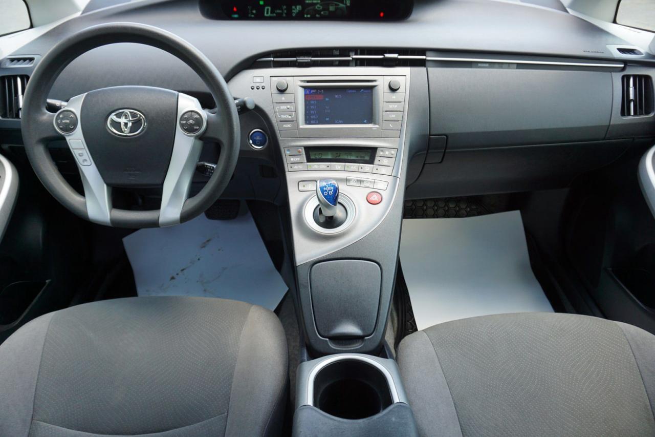 2013 Toyota Prius IV CERTIFIED *1 OWNER* *LOW KMS* CAMERA BLUETOOTH CRUISE CONTROL - Photo #11