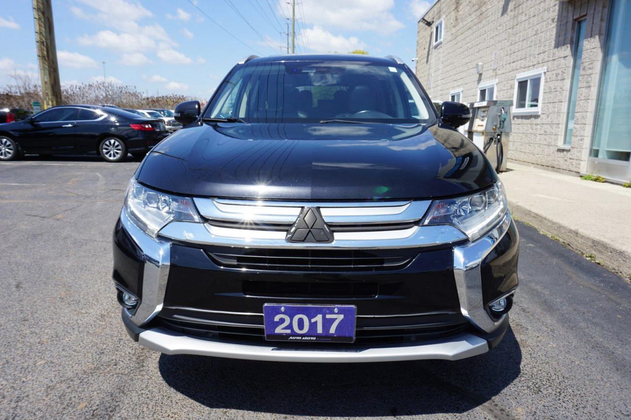 2017 Mitsubishi Outlander GT S-AWC V6 CERTIFIED *7 SEATS*ACCIDENT FREE*MITSUBISHI MAINTAIN* CAMERA BLUETOOTH LEATHER HEATED SEATS SUNROOF CRUISE ALLOYS - Photo #2