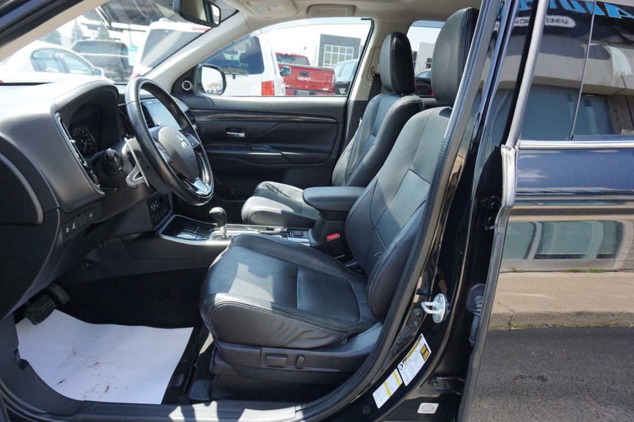 2017 Mitsubishi Outlander GT S-AWC V6 CERTIFIED *7 SEATS*ACCIDENT FREE*MITSUBISHI MAINTAIN* CAMERA BLUETOOTH LEATHER HEATED SEATS SUNROOF CRUISE ALLOYS - Photo #15