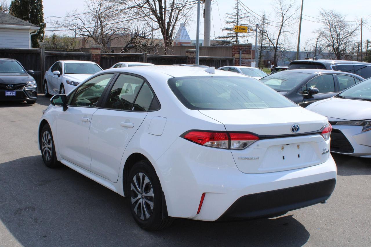 2023 Toyota Corolla Hybrid LE - Photo #2