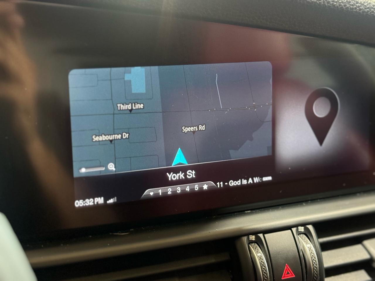 2018 Alfa Romeo Giulia TI SPORT Q4|RED INT|NAV|BACKUP|BSM|PANO|HK SOUND| - Photo #17
