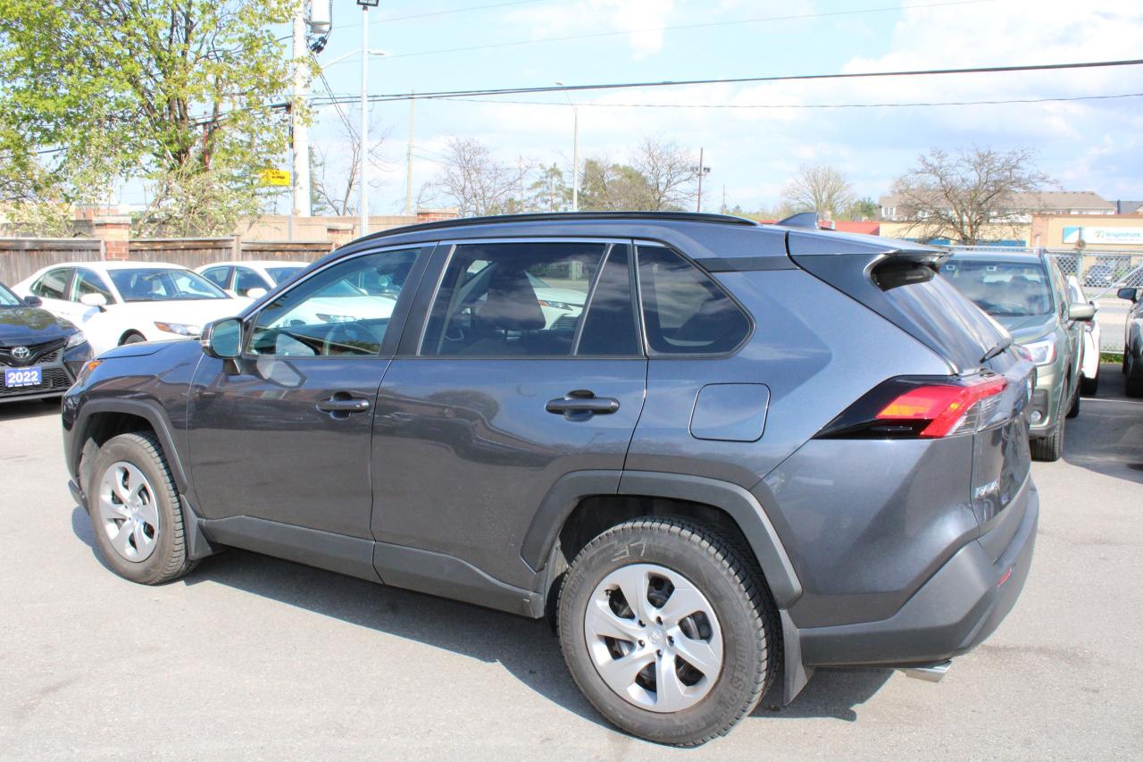 2021 Toyota RAV4 LE FWD - Photo #4