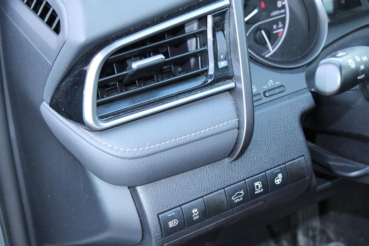 2022 Toyota Camry SE - Photo #7