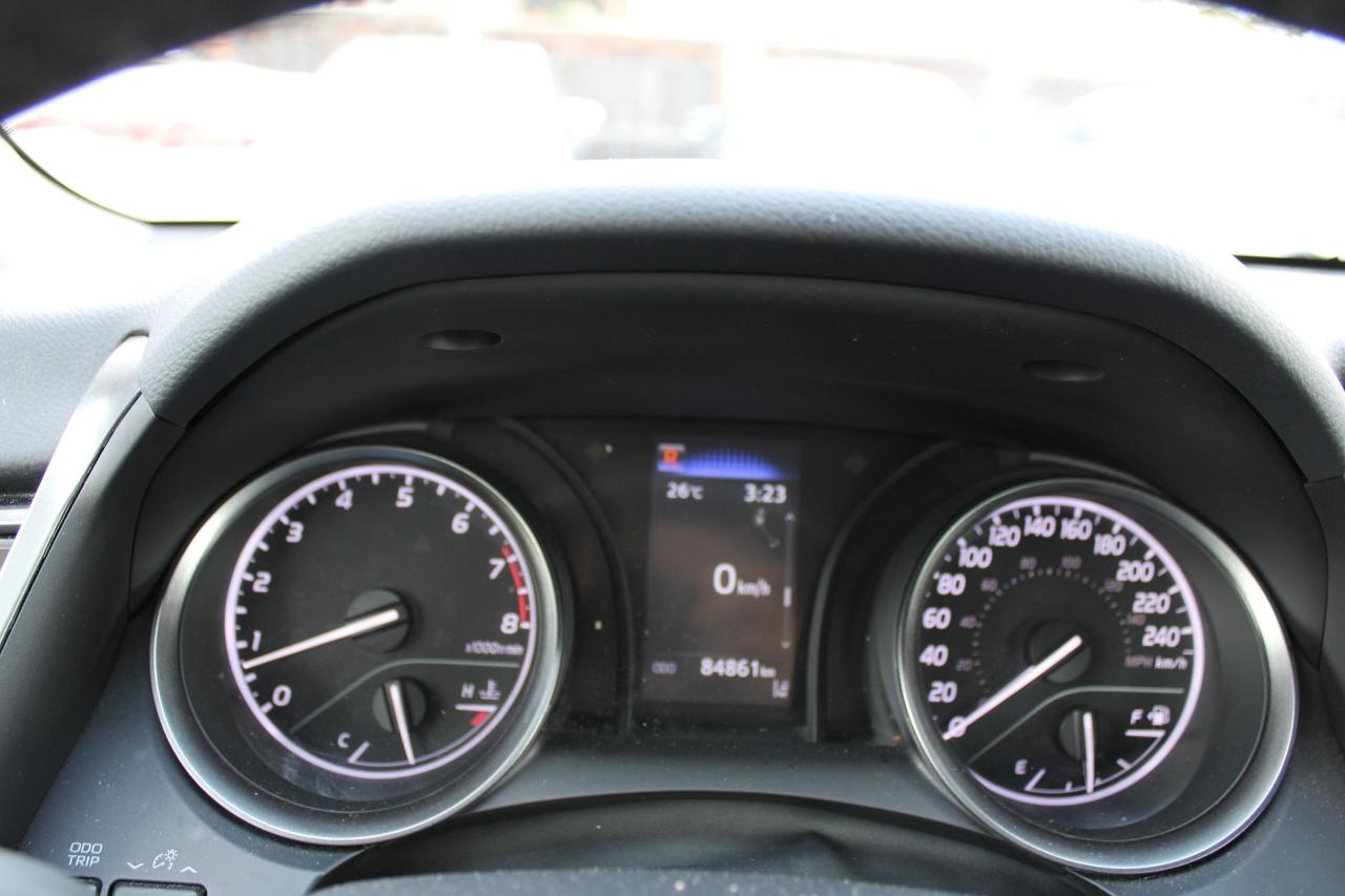 2022 Toyota Camry SE - Photo #12