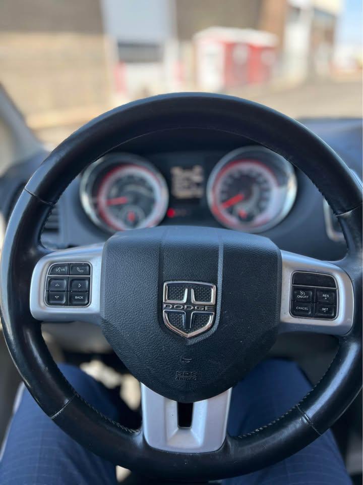 2018 Dodge Grand Caravan Crew Plus - Photo #8