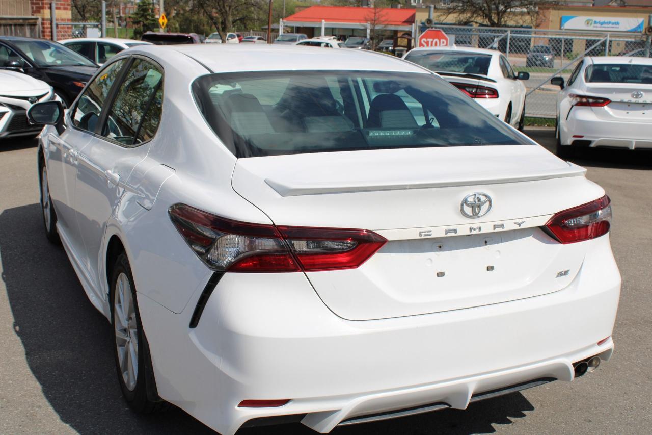 2024 Toyota Camry SE - Photo #4