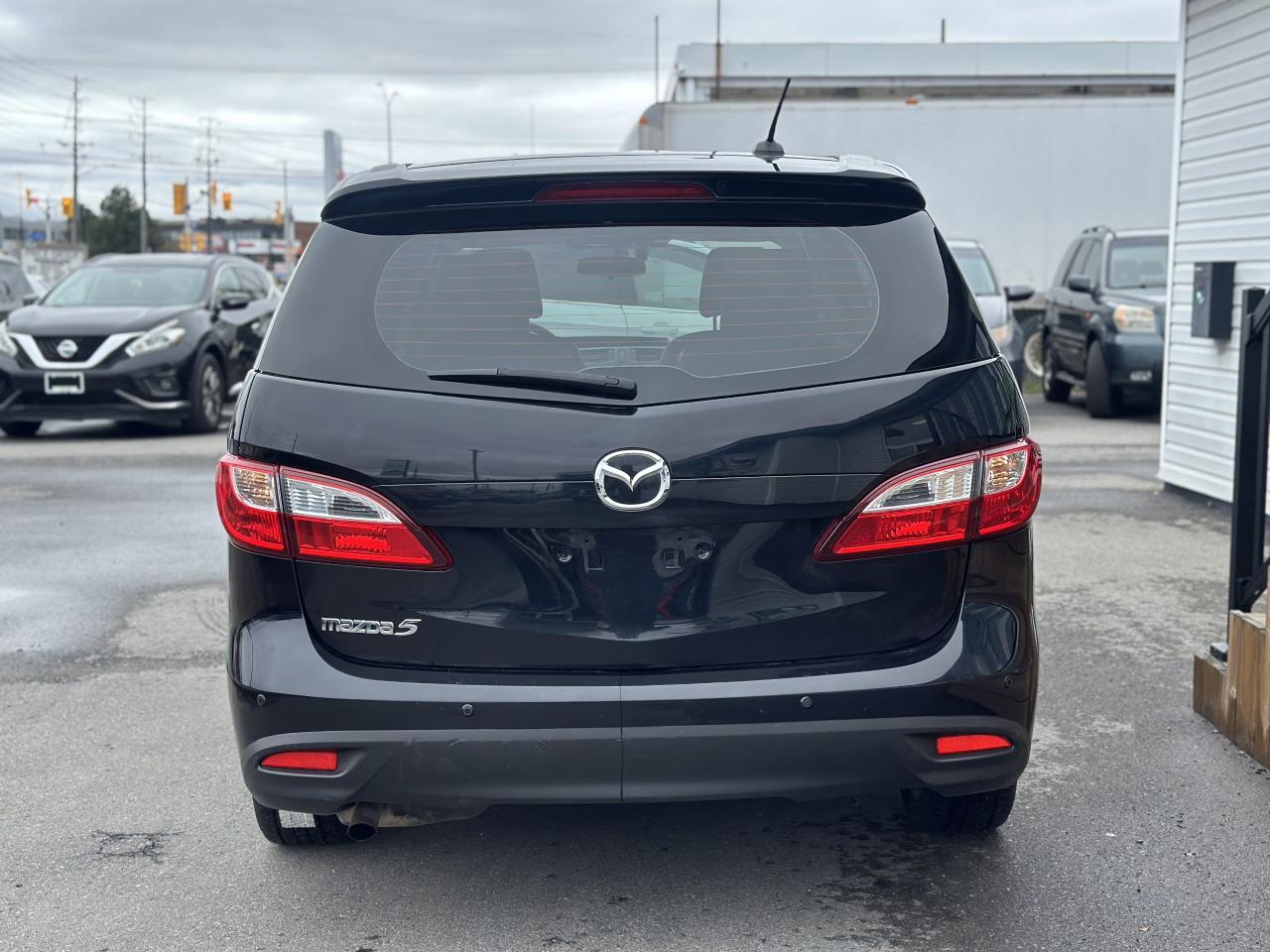 2016 Mazda MAZDA5 GT - Photo #3
