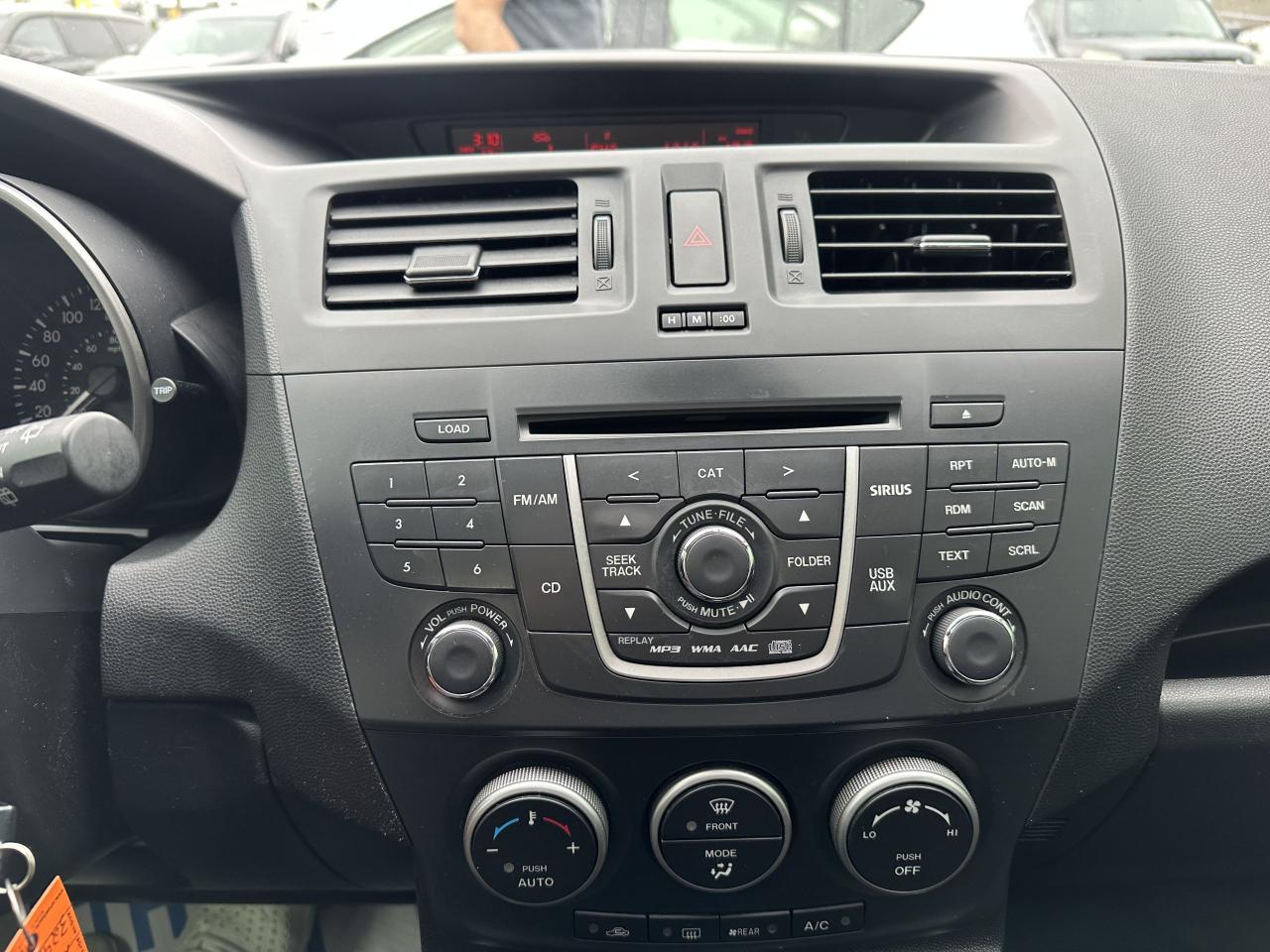2016 Mazda MAZDA5 GT - Photo #14