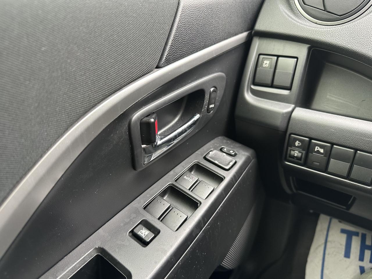 2016 Mazda MAZDA5 GT - Photo #15